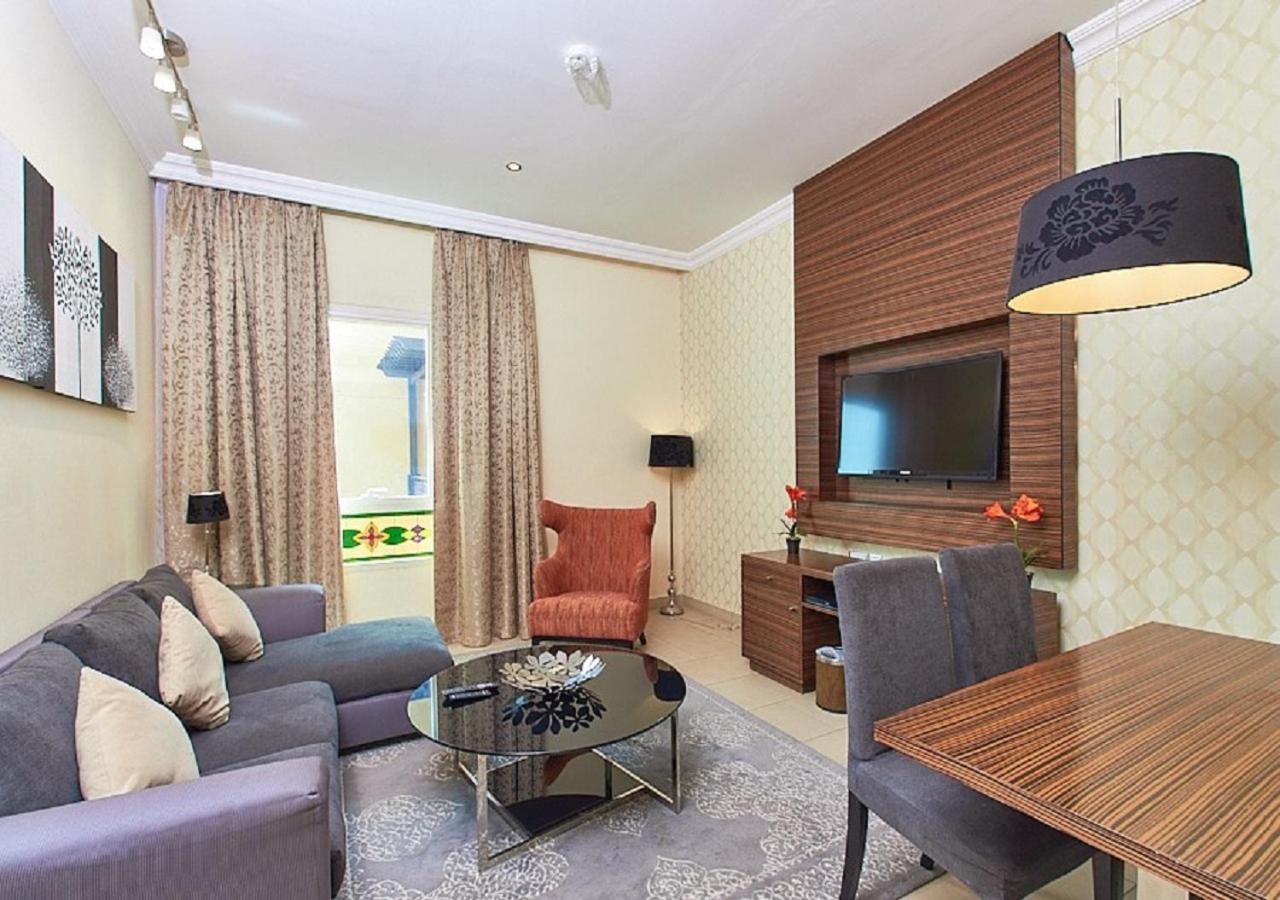 Mughal Suites Рас ал Хайм Екстериор снимка